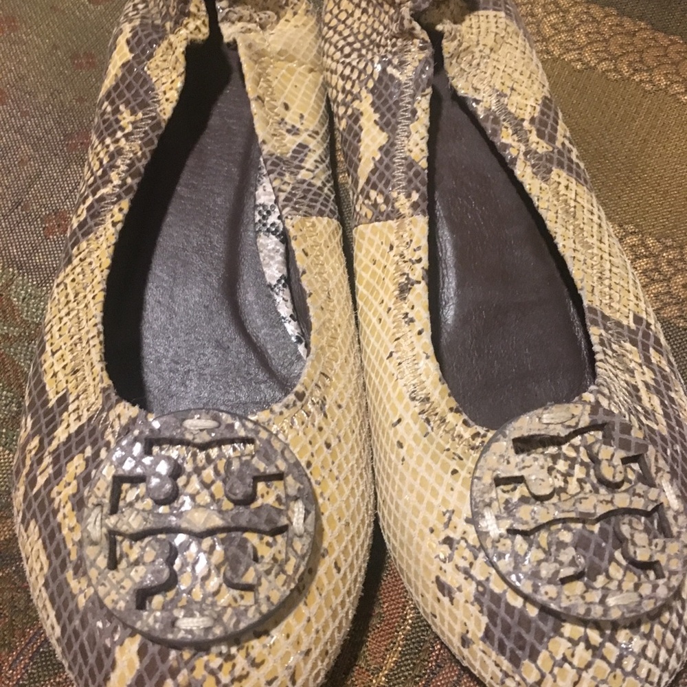 Tory Burch snake flat